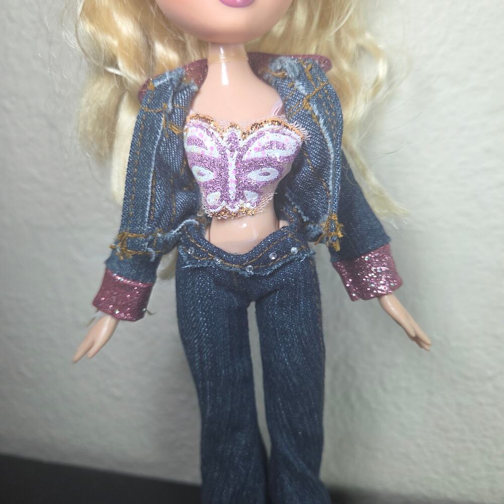 Vintage 2004 Bratz Blind Date Secret Date Cloe Doll with Original Outfit - Picture 4 of 8
